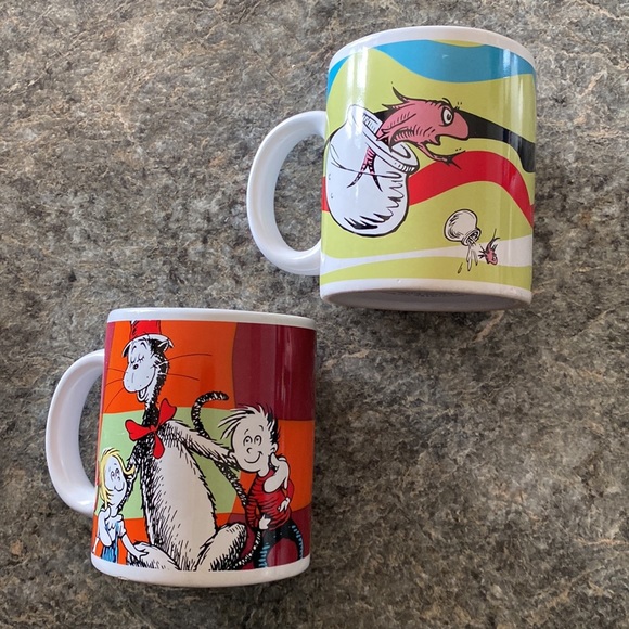 Dr. Suess Mugs Set of 2, Cat in the Hat, One Fish Two Fish Red Fish Blue Fish - Picture 2 of 7